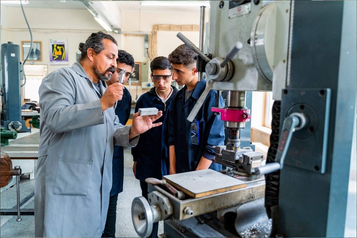 Comment choisir une formation professionnelle adaptée à votre parcours de carrière